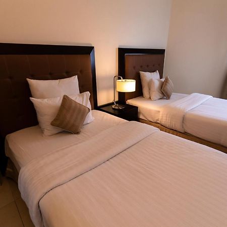 Imperial Suites Hotel Doha Exteriör bild