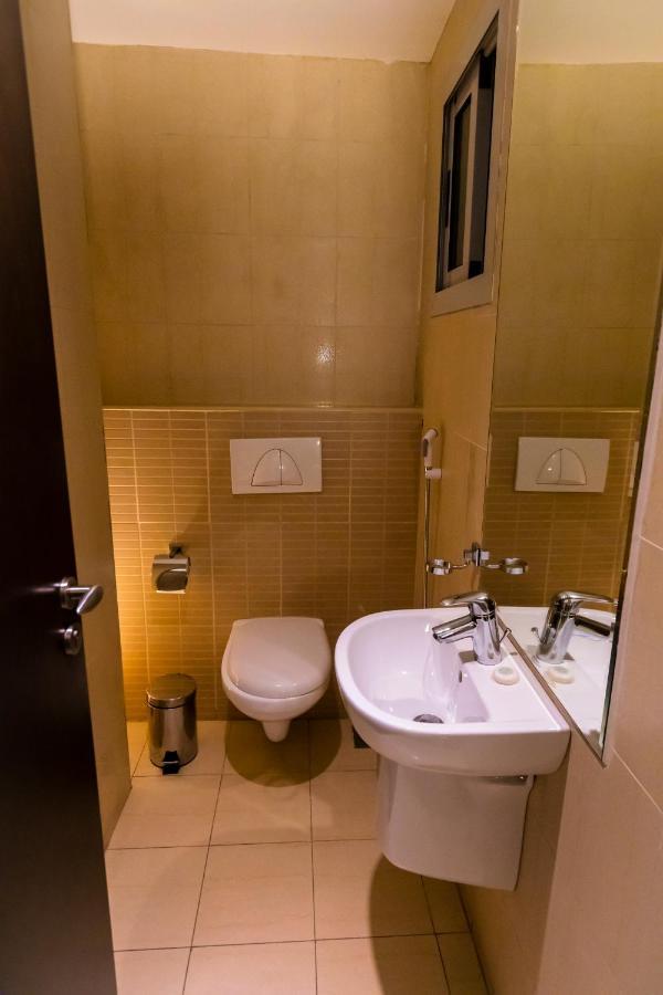 Imperial Suites Hotel Doha Exteriör bild