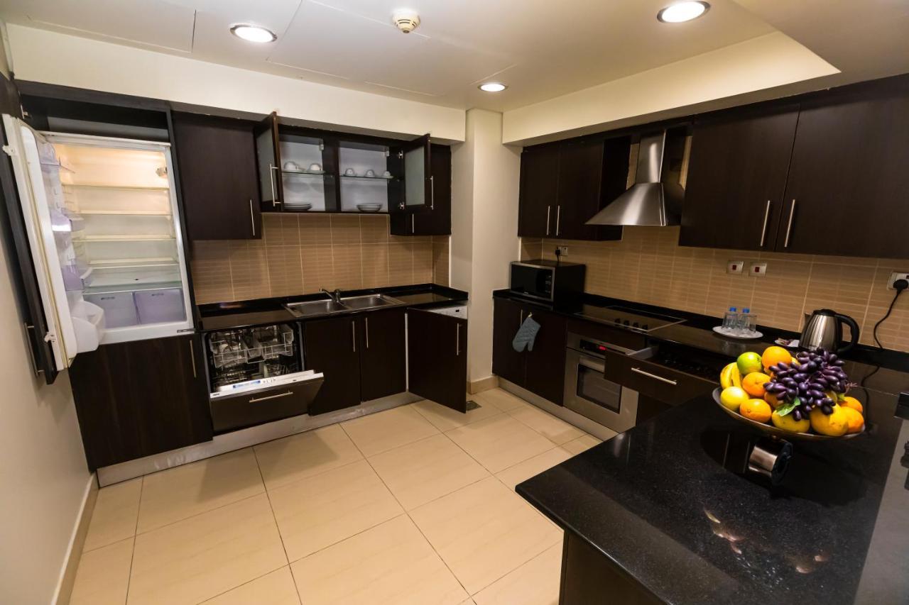 Imperial Suites Hotel Doha Exteriör bild