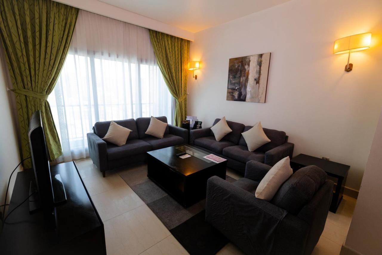 Imperial Suites Hotel Doha Exteriör bild