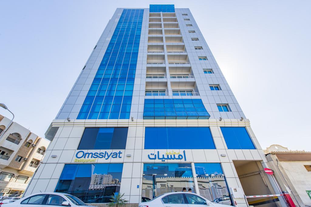 Imperial Suites Hotel Doha Exteriör bild