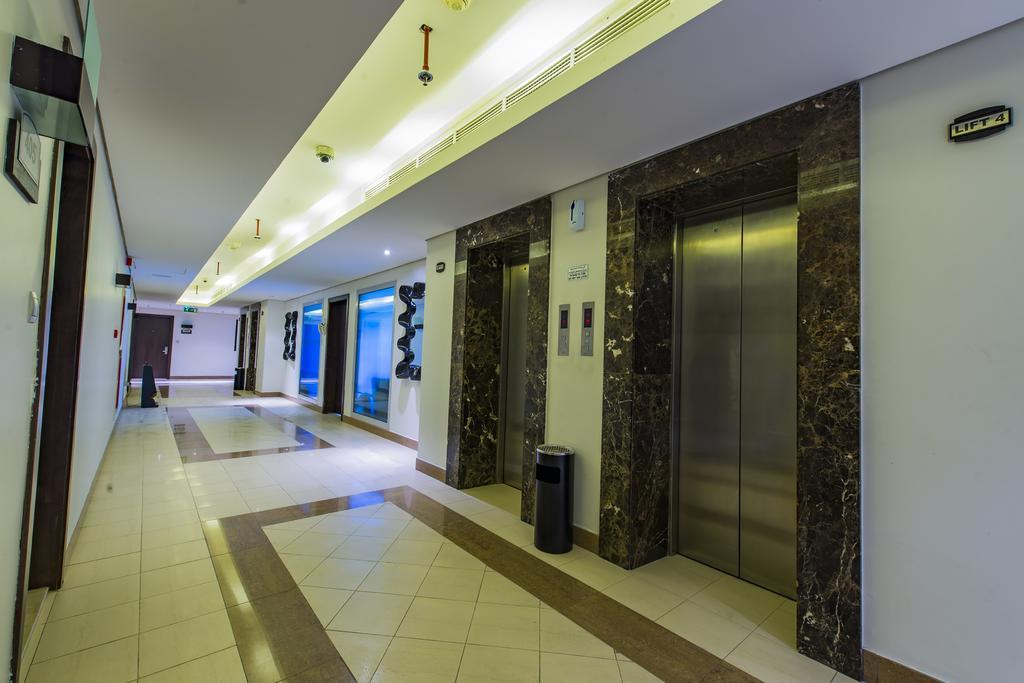 Imperial Suites Hotel Doha Exteriör bild